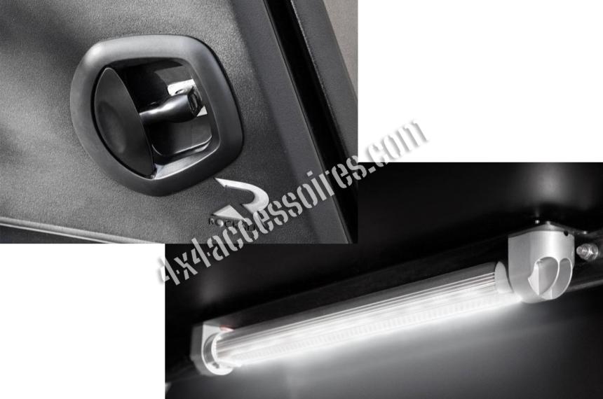 Barre lumineuse LED et serrures noires