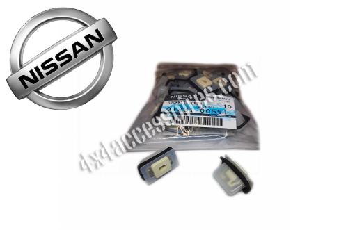 INSERT PLASTIQUE AVEC JOINT POUR FIXATION DE SEUIL DE PORTE PATROL 160 / 260 / Y60 AVANT 12/1994