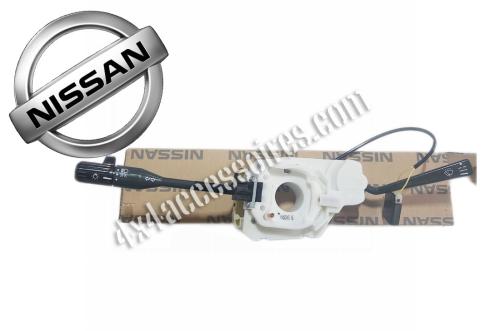 COMMODO DE PHARES ET D'ESSUIE-GLACE - 24V - PATROL 260 3.3 D/TD