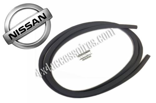 ENJOLIVEUR DE FEUILLURE DE COFFRE ARRIÈRE PATROL GR Y60