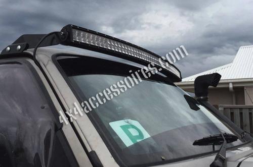 SUPPORT DE BARRE À LED NISSAN PATROL GR Y61 SANS LOGO PATROL