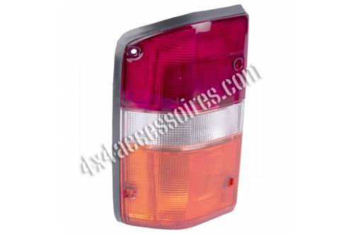 FEU MULTIFONCTION ARRIÈRE GAUCHE NISSAN PATROL Y60