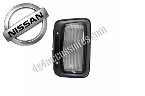 FEU D'AILE AVANT DROIT (12V - 21W) AVEC PORTE AMPOULE PATROL Y60