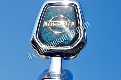 EMBLÈME DE CAPOT "BLEU" NISSAN PATROL GR Y61