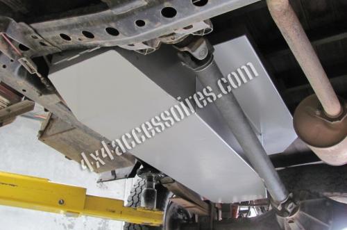 RÉSERVOIR À CARBURANT DE REMPLACEMENT LRA NAVARRA D22 DIESEL