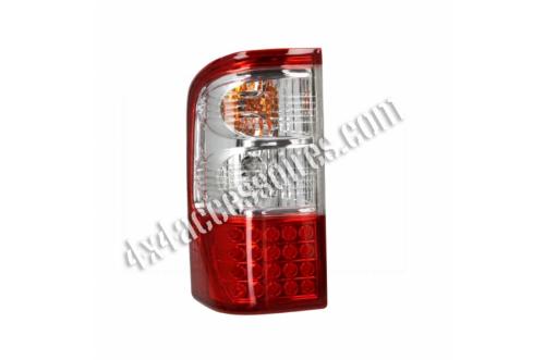 FEU ARRIÈRE GAUCHE CRISTAL MULTIFONCTION À LED NISSAN PATROL Y61 AVANT 2005
