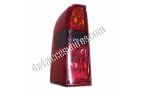 FEU MULTIFONCTION ARRIÈRE GAUCHE NISSAN PATROL Y61 À PARTIR DE 2005